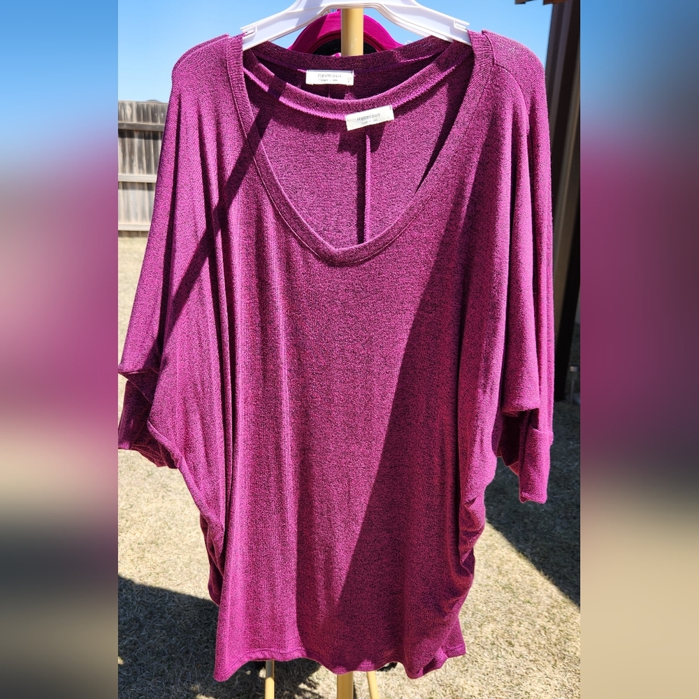 Heimious V-Neck Sweater in Purple Heather Bat Wing Sleeve